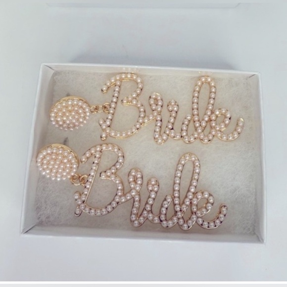 Pearl Embellished Bride Earrings - Picture 1 of 4